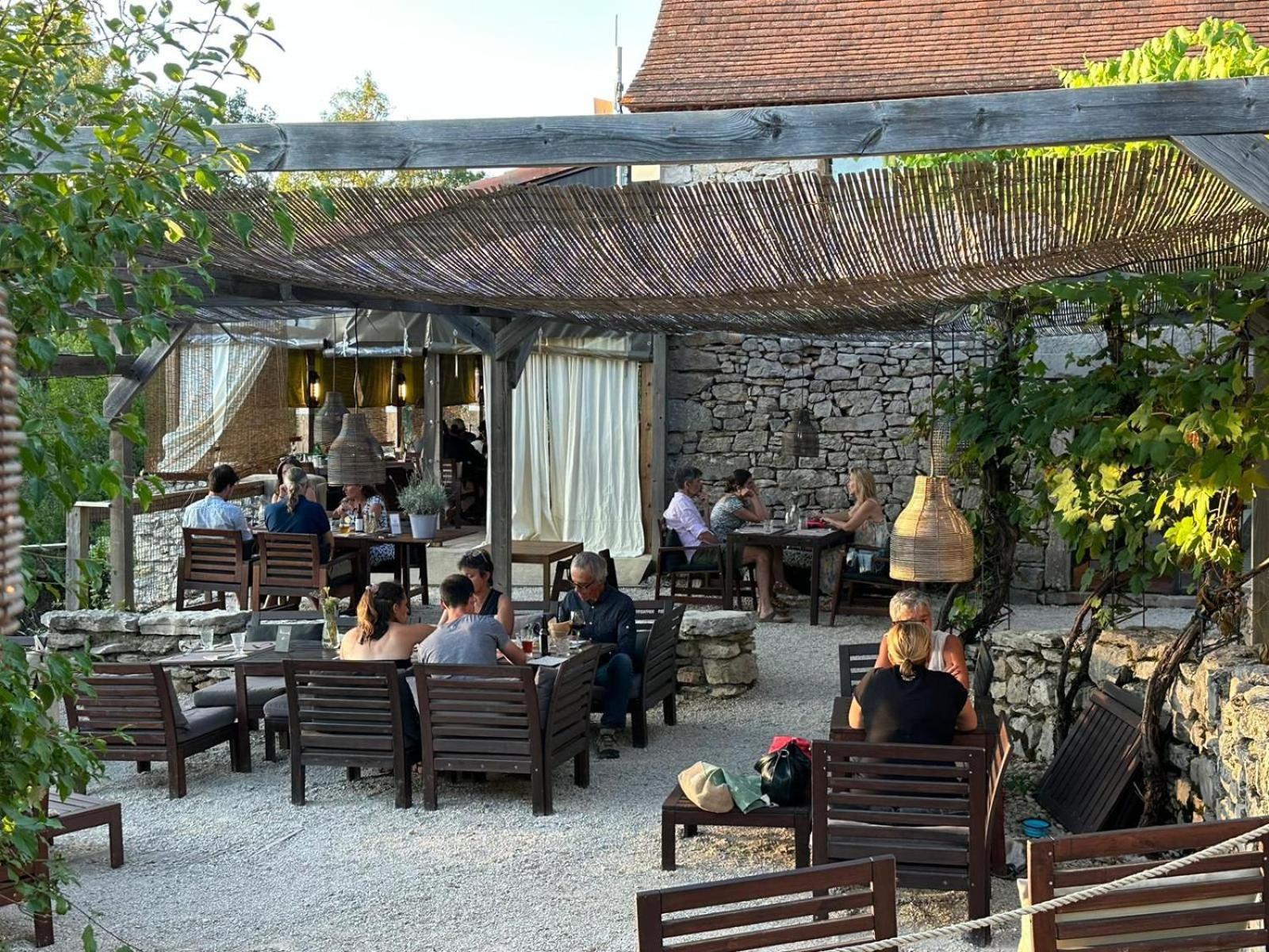 Aux Lodges Du Mas De Nadal Sauliac-sur-Célé 외부 사진
